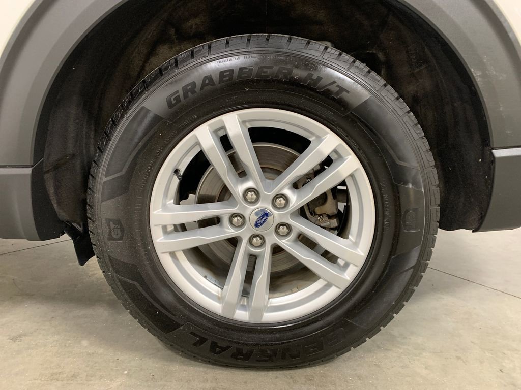 Used 2022 Ford Explorer XLT image 22