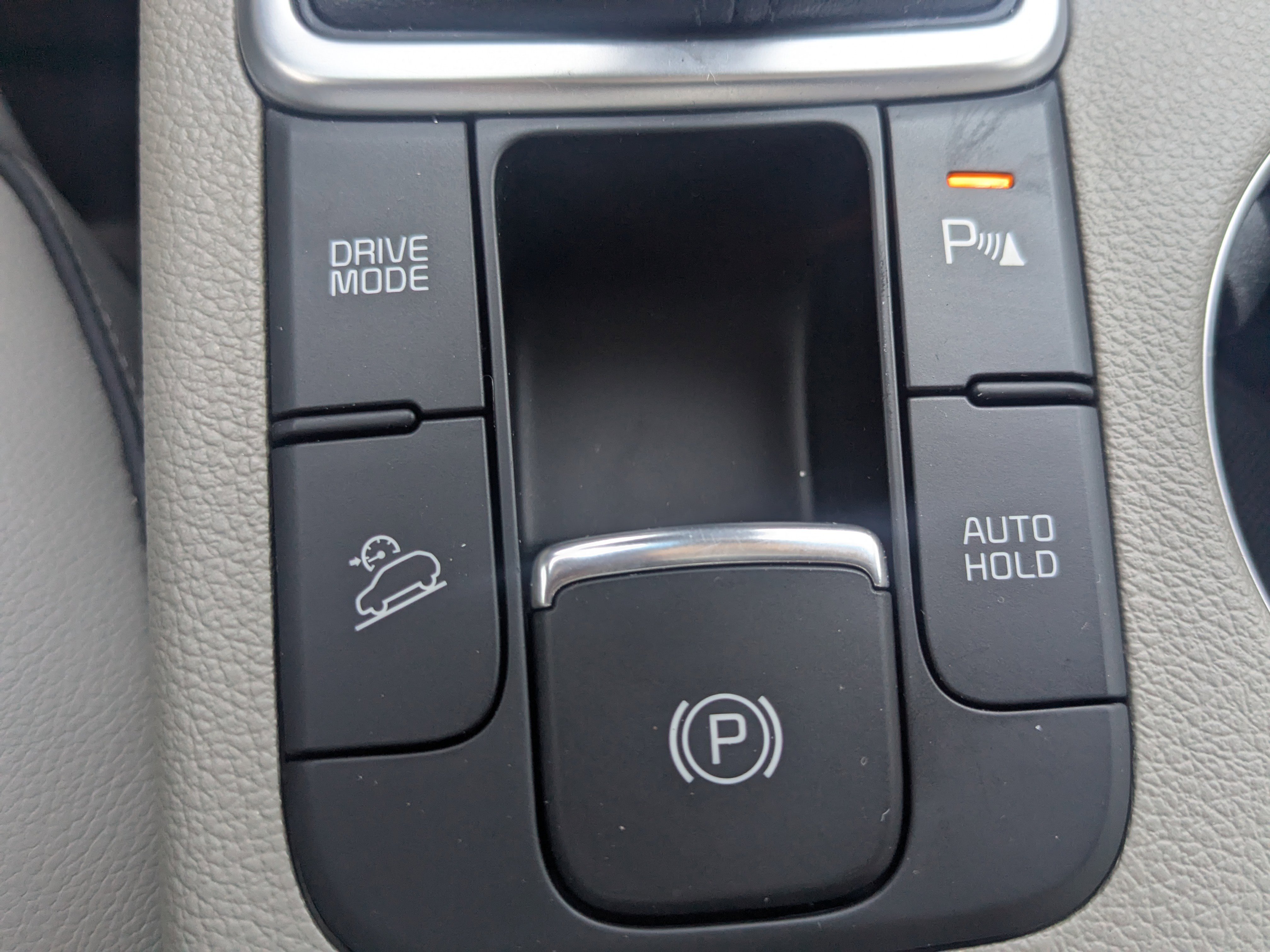 Certified 2020 Kia Sportage EX w/ EX Technology Package FWD image 31