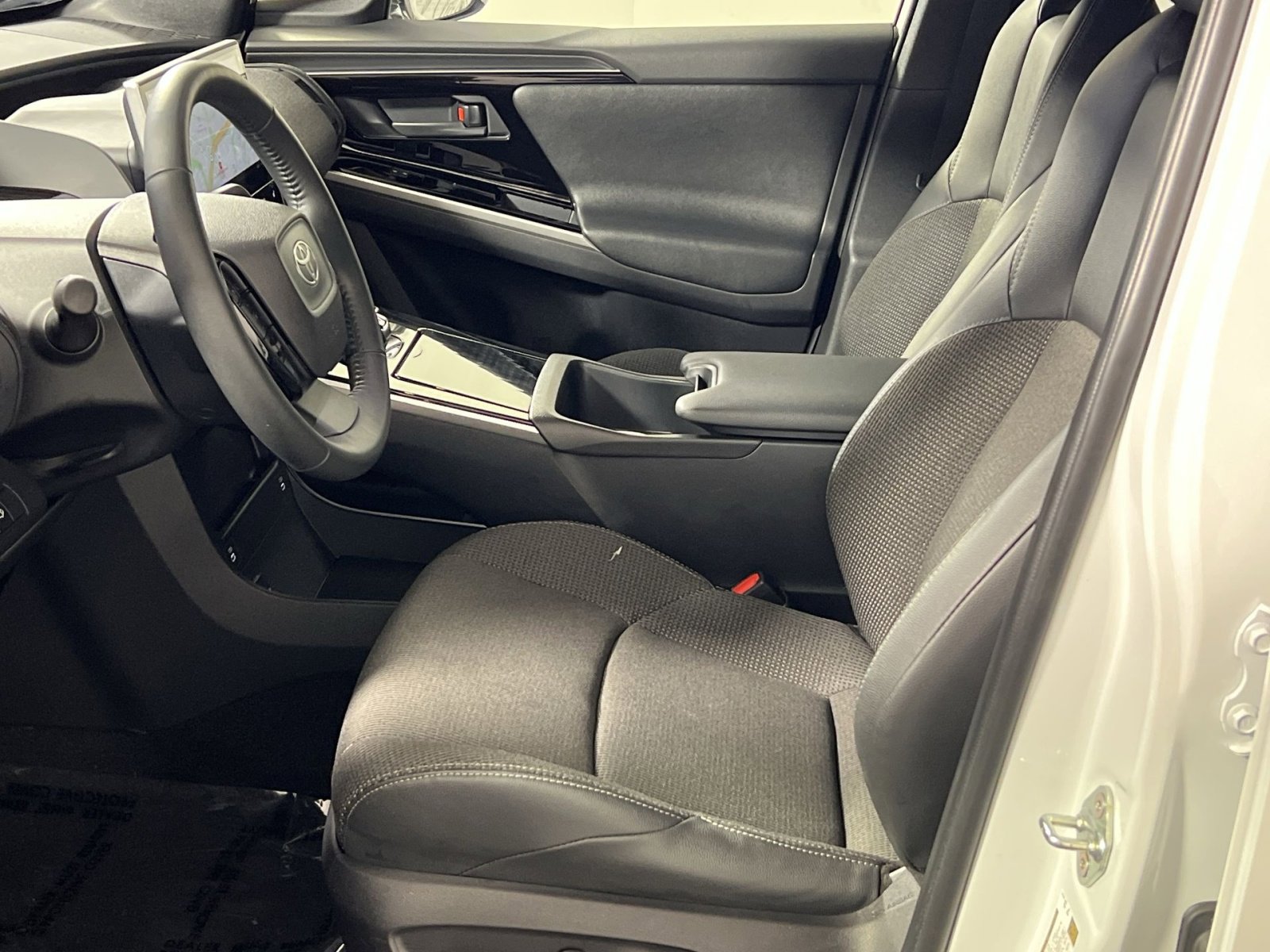 Used 2024 Toyota bZ4X XLE w/ Weather Package image 13