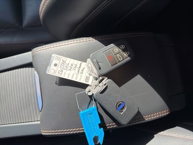 Used 2016 Volvo V60 T5 Cross Country w/ Convenience Package image 26