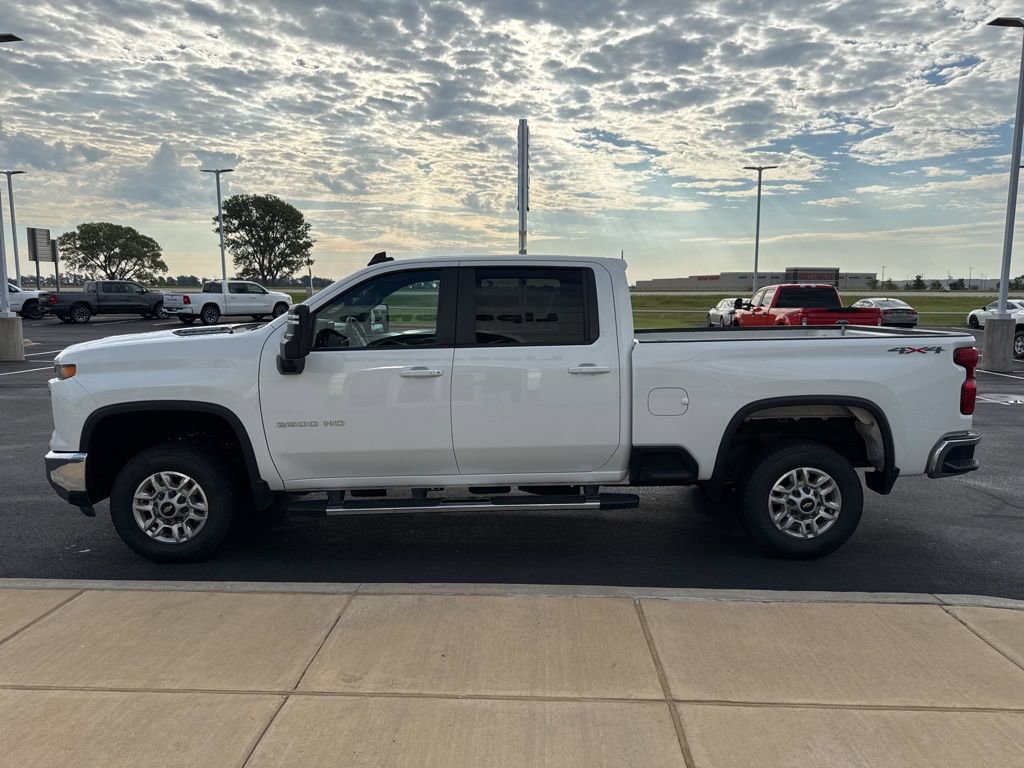 Used 2024 Chevrolet Silverado 2500 LT image 7