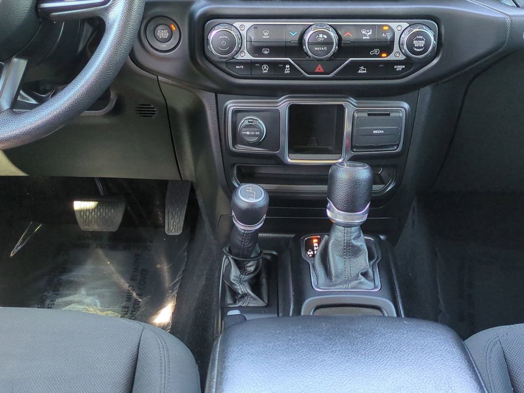 Used 2022 Jeep Wrangler Unlimited Sport image 20