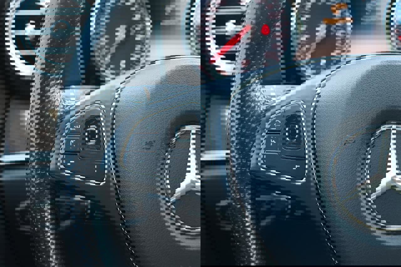 Used 2018 Mercedes-Benz E 300 image 41