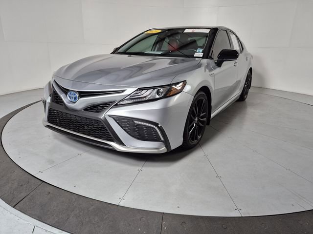 Certified 2021 Toyota Camry XSE image 1