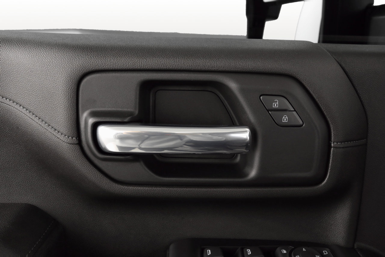 Used 2022 Chevrolet Silverado 2500 LT w/ Midnight Edition image 26