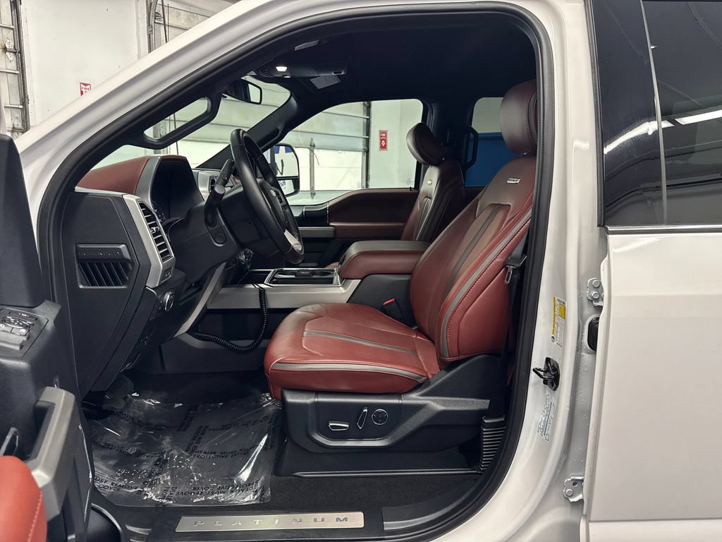 Used 2019 Ford F350 Platinum w/ FX4 Off-Road Package AWD/4WD image 9