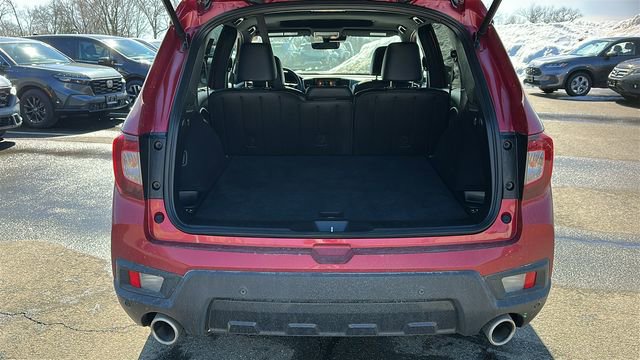 Used 2025 Honda Passport Black Edition image 25