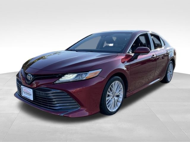 Used 2019 Toyota Camry XLE w/ Driver Assist Package FWD image 3