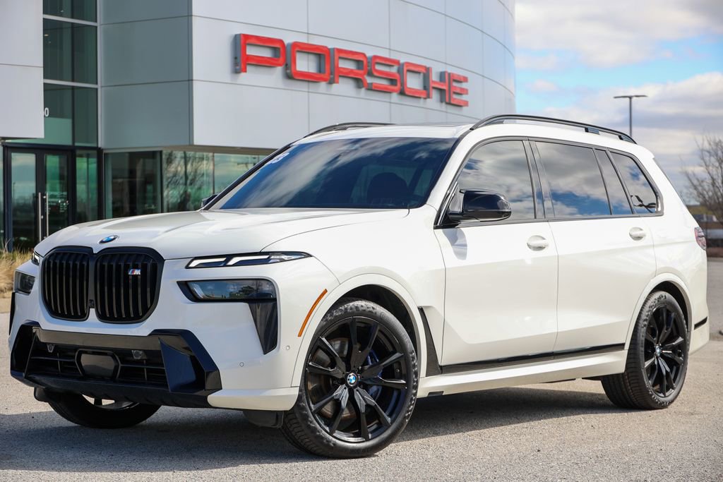 Used 2023 BMW X7 M60i w/ Executive Package AWD/4WD image 37