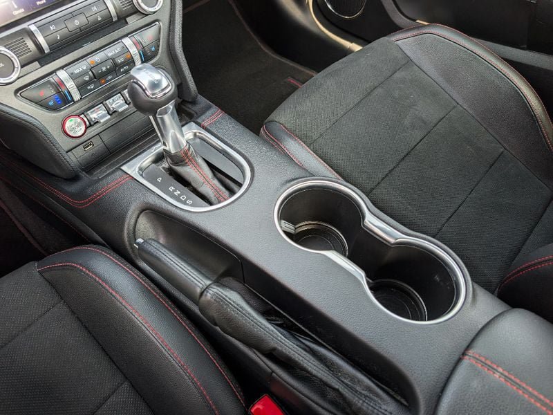 Used 2020 Ford Mustang GT Premium w/ Equipment Group 401A RWD image 18