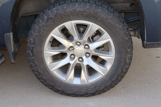 Used 2019 Chevrolet Silverado 1500 LTZ w/ LTZ Texas Edition AWD/4WD image 31
