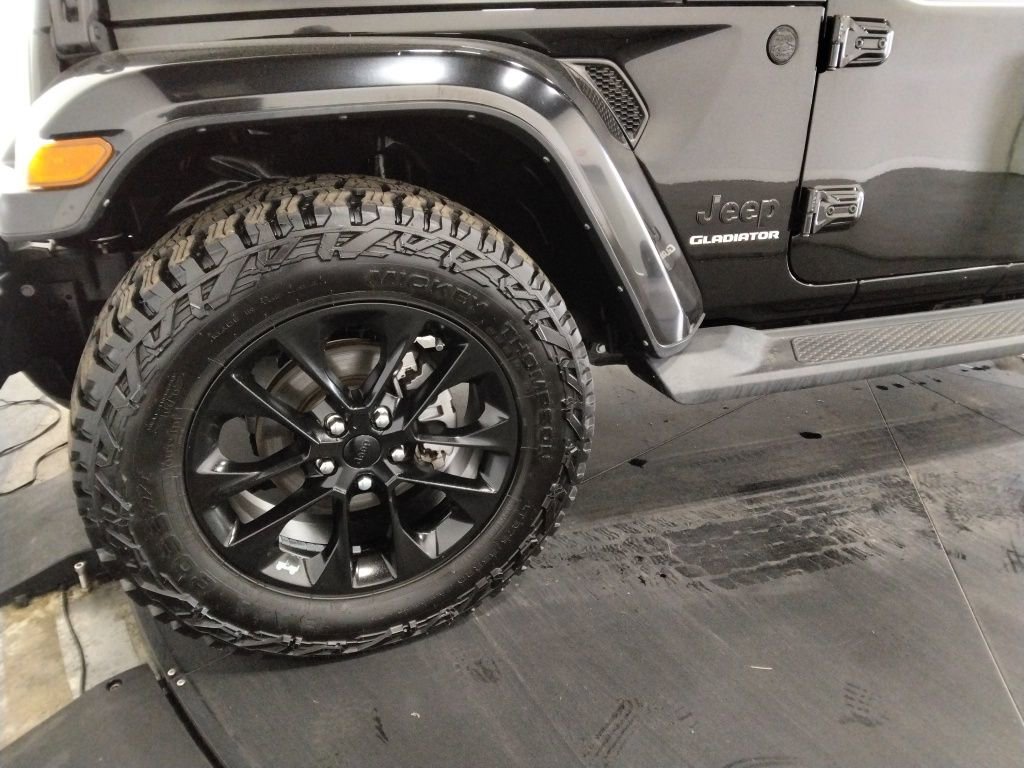 Used 2021 Jeep Gladiator Overland image 50