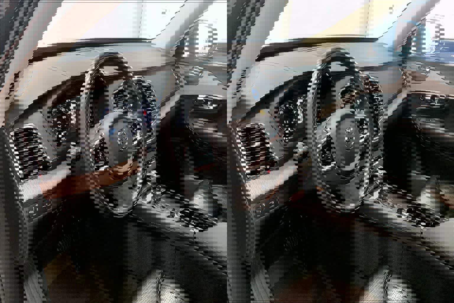 Used 2021 Volvo XC90 T6 Inscription w/ Climate Package image 2