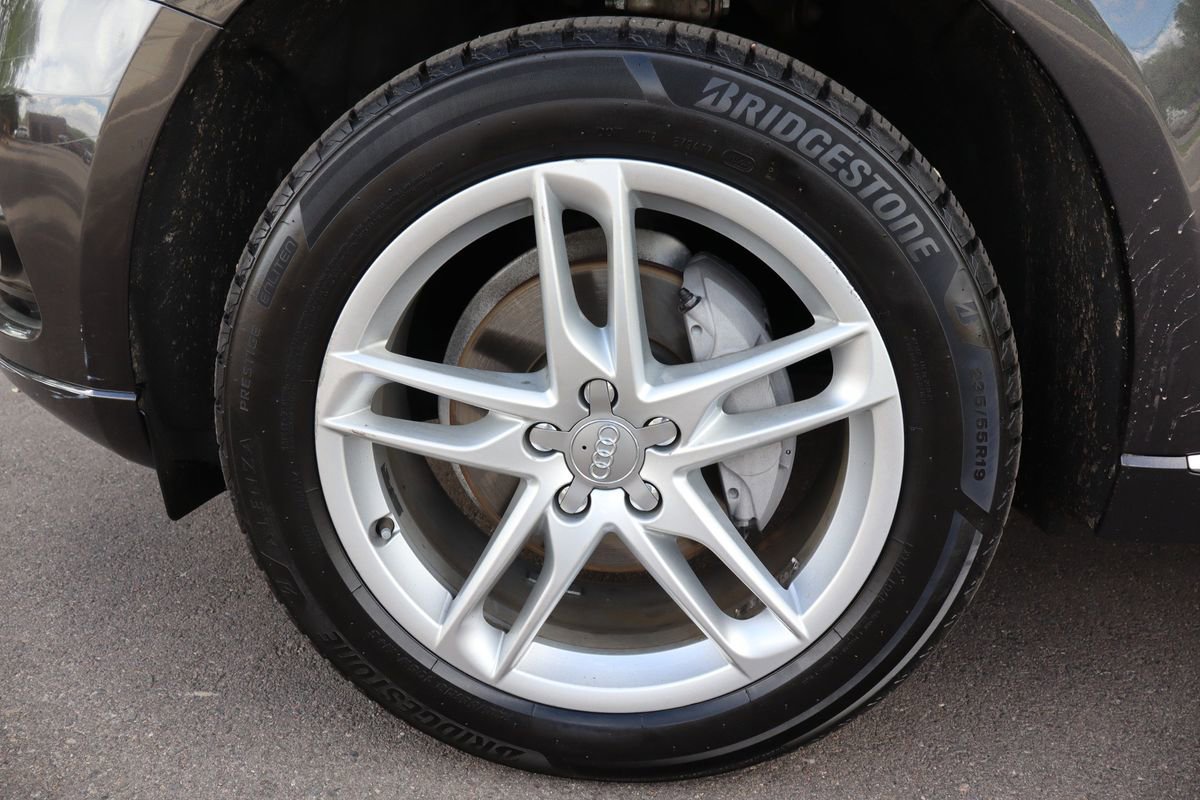Used 2017 Audi Q5 2.0T Premium Plus w/ Technology Package AWD/4WD image 42