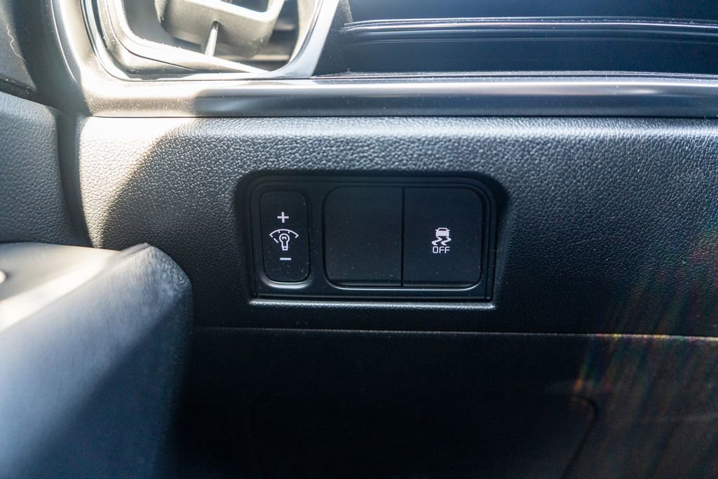 Used 2025 Kia Sorento S w/ Panoramic Sunroof Package image 18