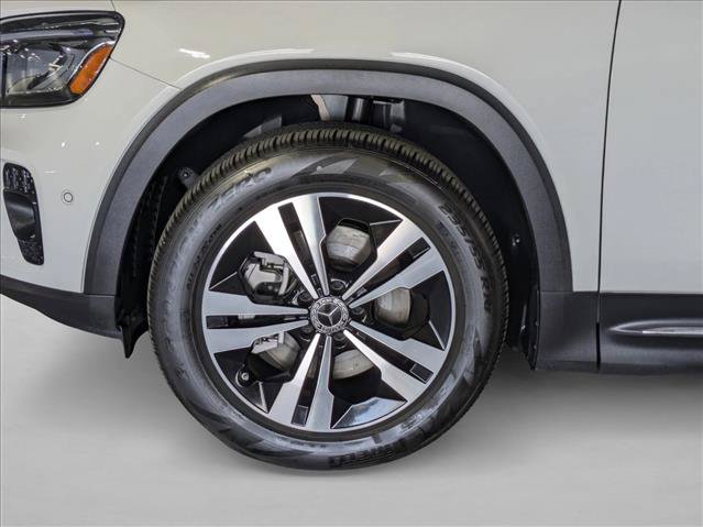 Certified 2025 Mercedes-Benz GLB 250 image 23