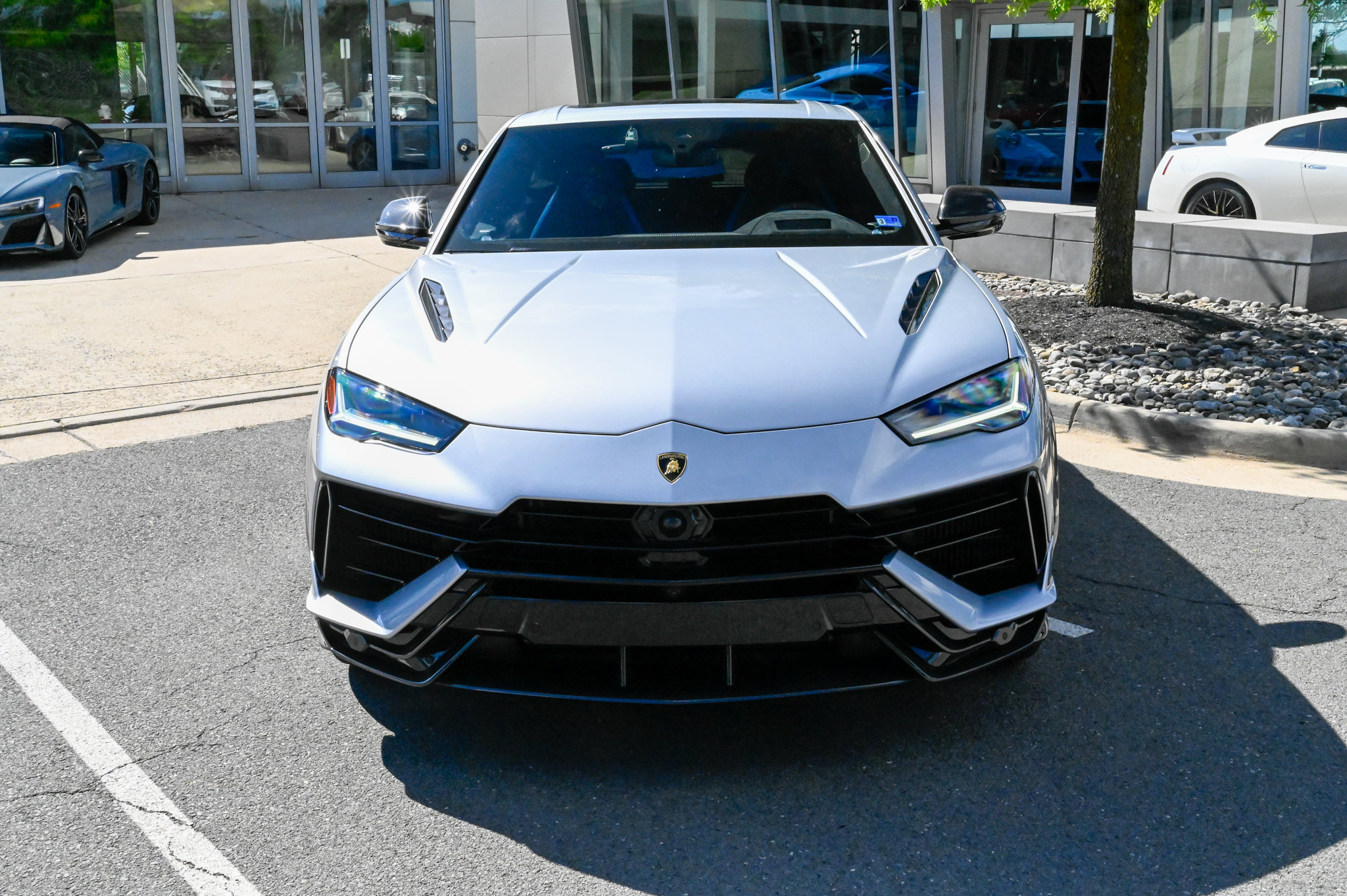 Used 2024 Lamborghini Urus Performante AWD/4WD image 2