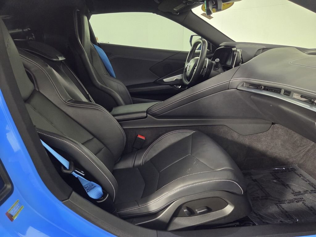 Used 2023 Chevrolet Corvette Stingray Coupe w/ Z51 Performance Package image 25