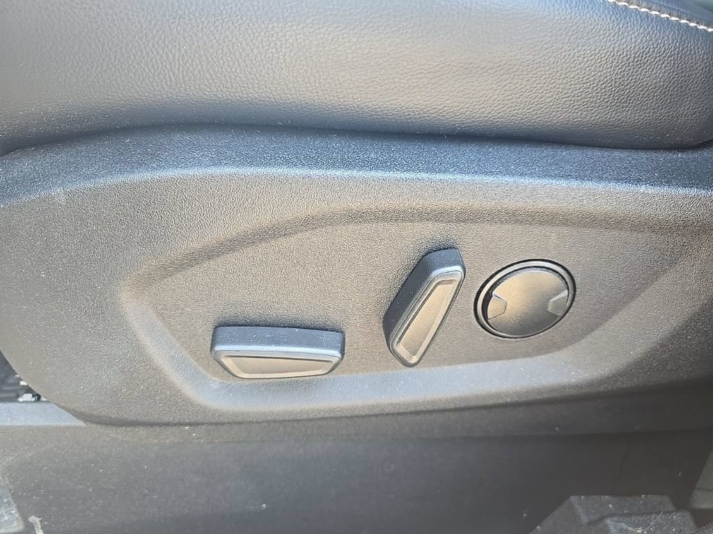 Used 2024 Ford Edge SEL AWD/4WD image 10