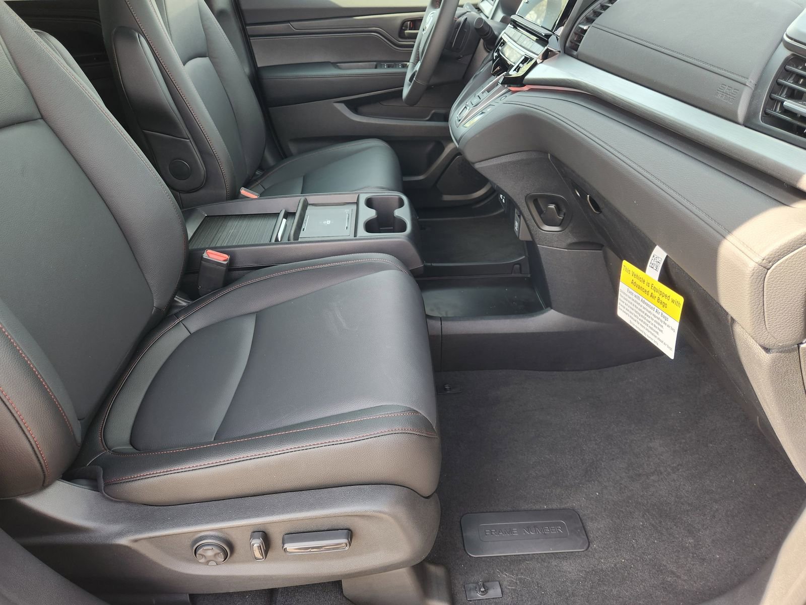 New 2026 Honda Odyssey Sport-L image 17
