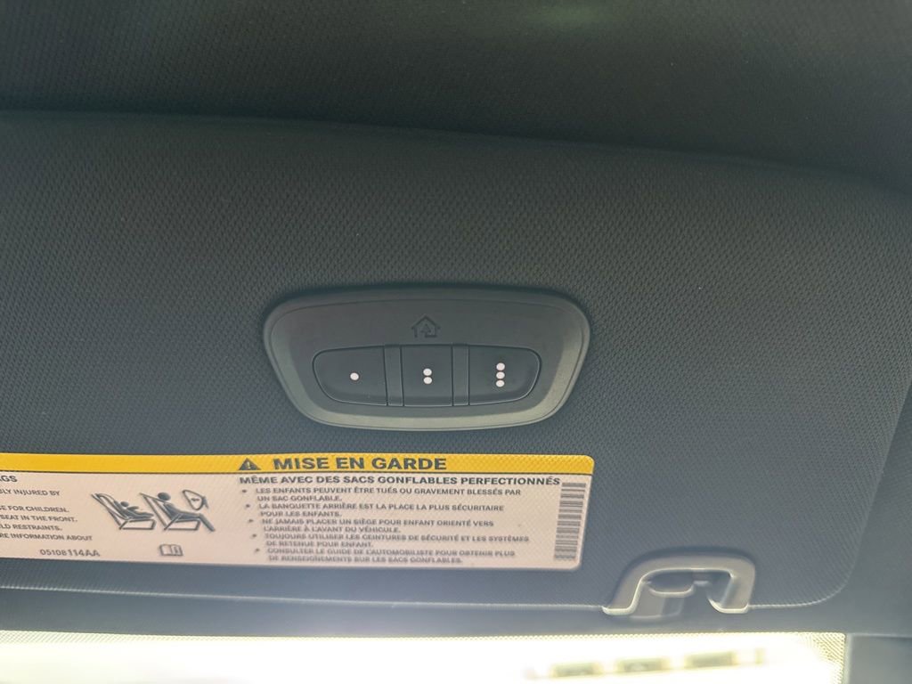 Used 2020 Chrysler Pacifica Limited w/ Advanced Safetytec Group image 24