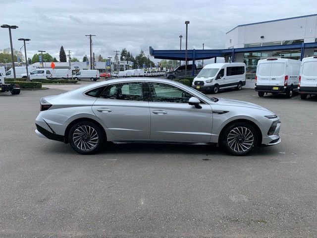 New 2026 Hyundai Sonata Limited FWD image 6