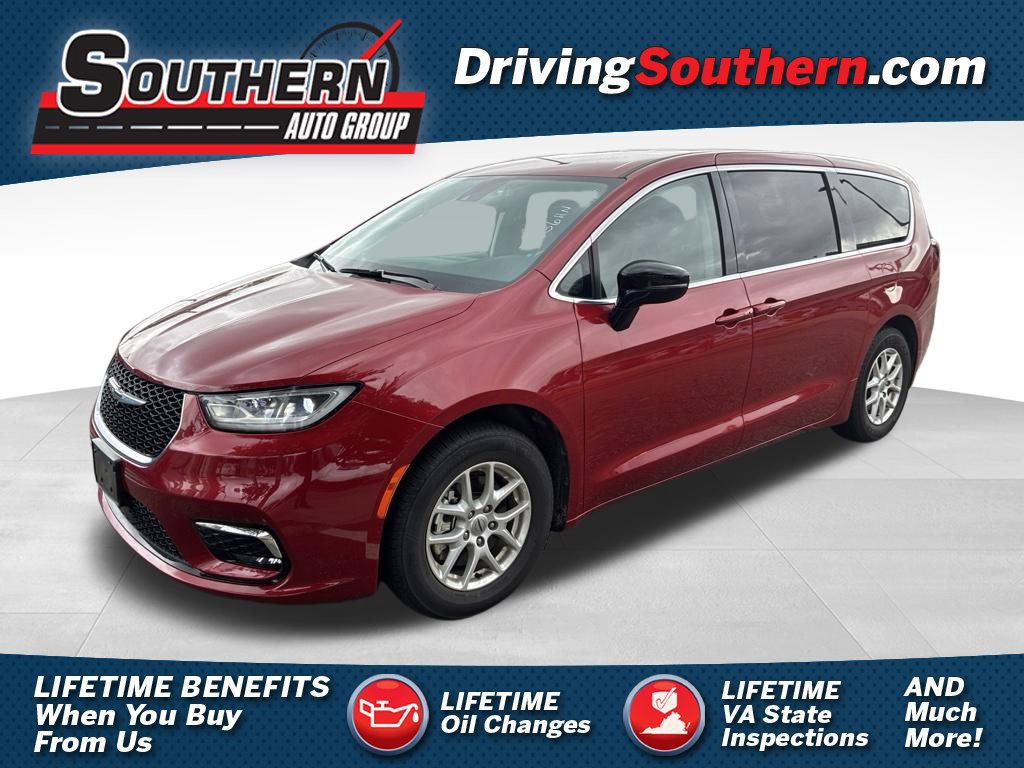 Used 2024 Chrysler Pacifica Touring-L
