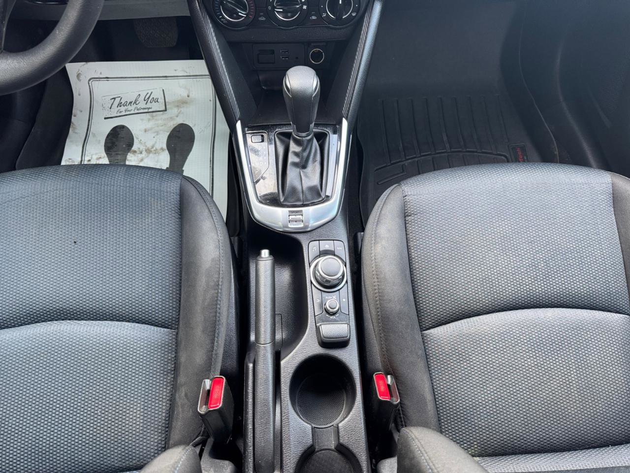 Used 2019 Toyota Yaris LE image 8
