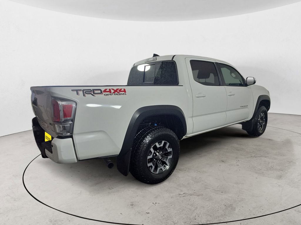 Used 2022 Toyota Tacoma TRD Off-Road w/ Technology Package AWD/4WD image 5