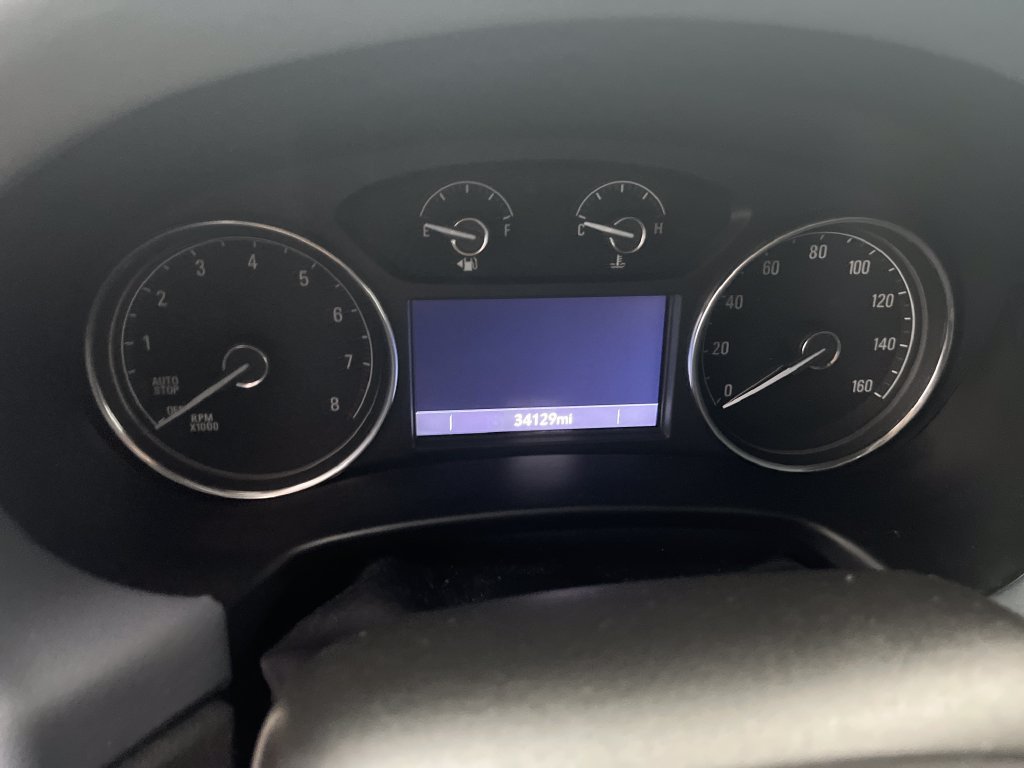 Used 2024 Buick Enclave Essence w/ Sport Touring Edition FWD image 17