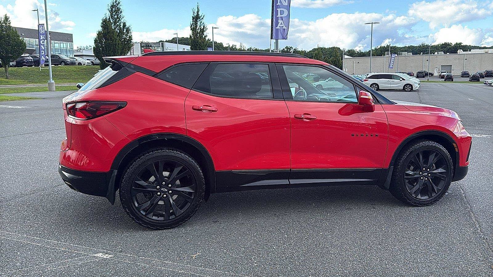 Used 2019 Chevrolet Blazer RS AWD/4WD image 4