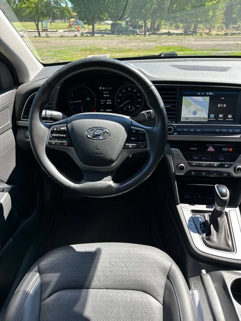 Used 2017 Hyundai Elantra Limited w/ Limited Ultimate Package 05 FWD image 24