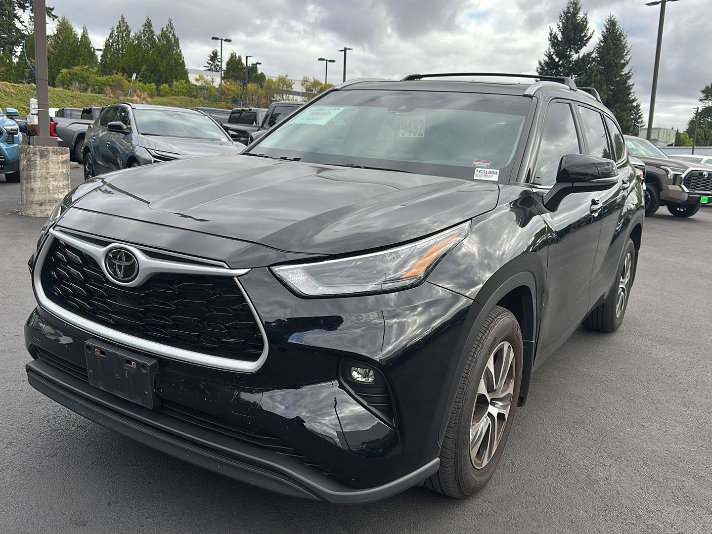 Used 2023 Toyota Highlander XLE