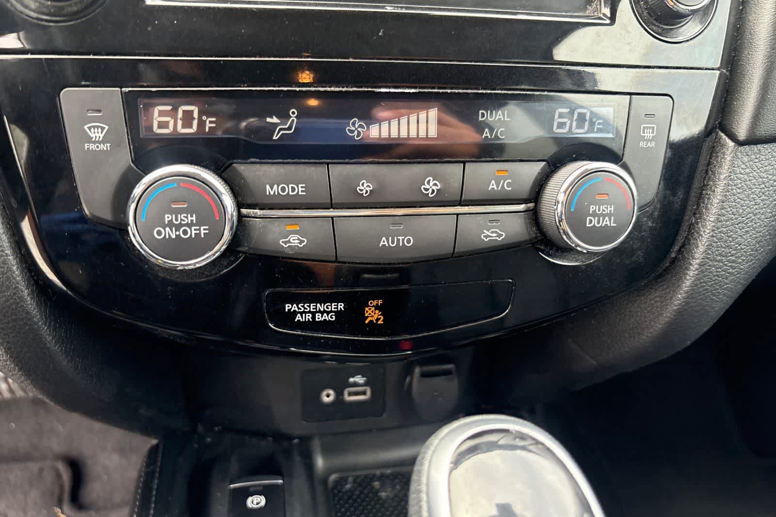 Used 2019 Nissan Rogue SL FWD image 21