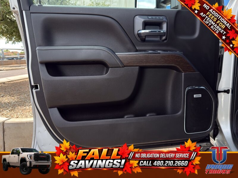 Used 2019 GMC Sierra 2500 Denali w/ Duramax Plus Package AWD/4WD image 18