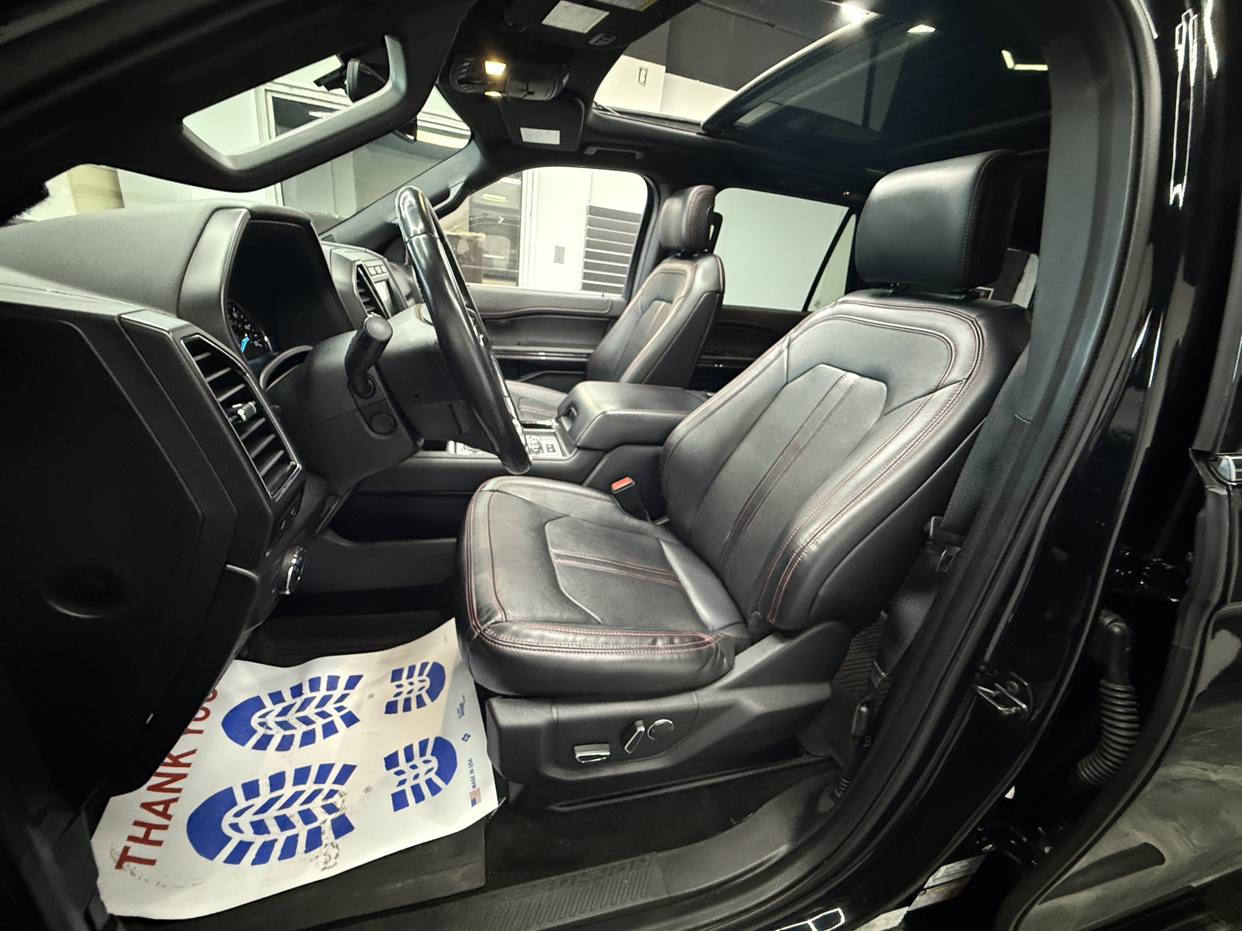 Used 2019 Ford Expedition Limited w/ Equipment Group 303A AWD/4WD image 12