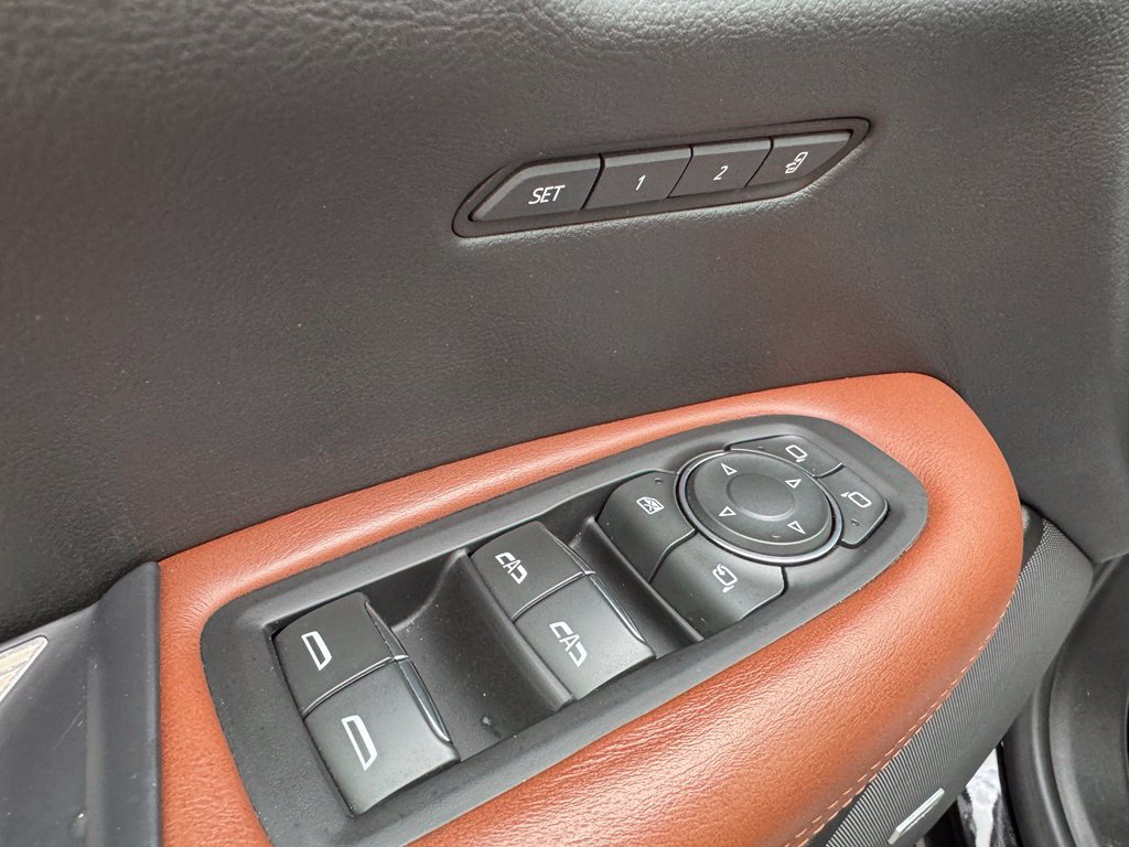 Certified 2023 Cadillac XT5 Sportv AWD/4WD image 15