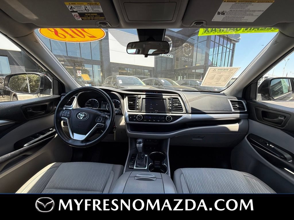 Used 2018 Toyota Highlander Plus w/ Preferred Accessory Package AWD/4WD image 20