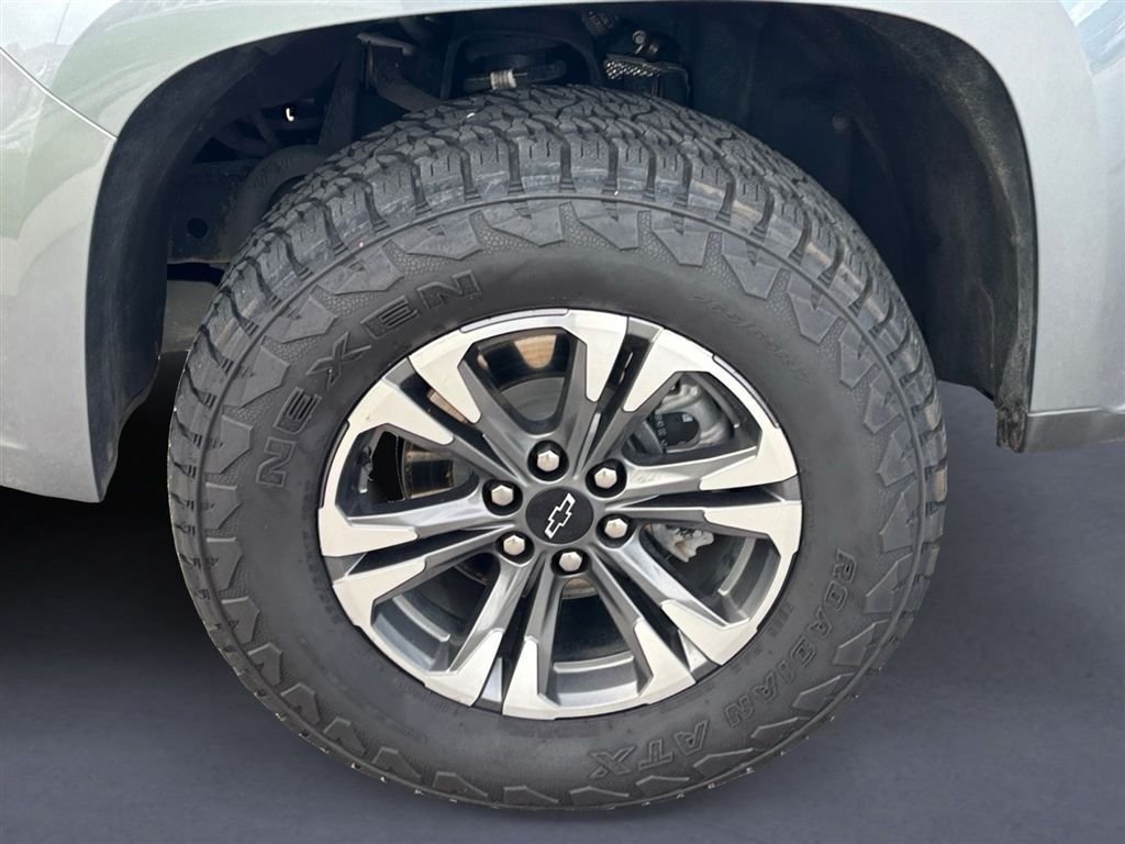 Used 2022 Chevrolet Colorado Z71 AWD/4WD image 10