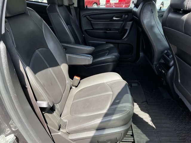 Used 2015 Chevrolet Traverse LT image 25