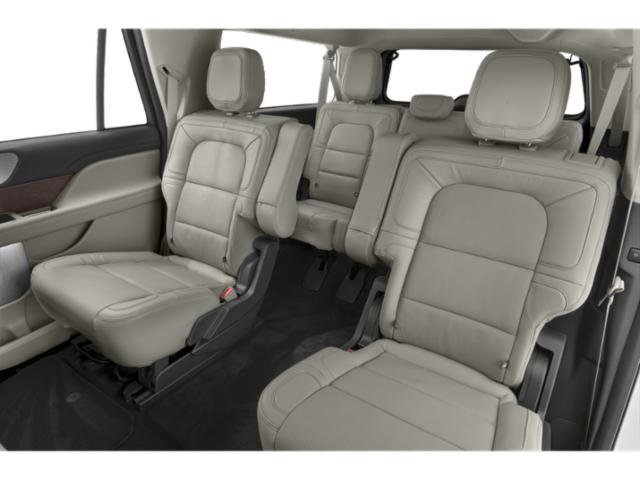 Used 2022 Lincoln Navigator L Reserve w/ Monochromatic Package RWD image 16