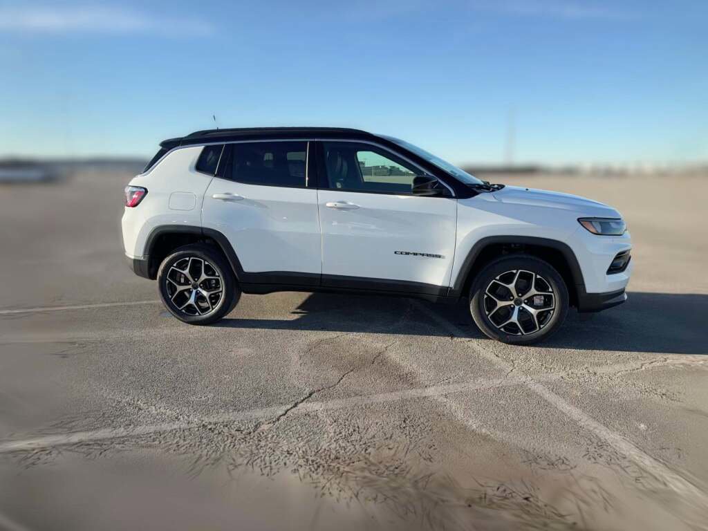 New 2026 Jeep Compass Limited image 14