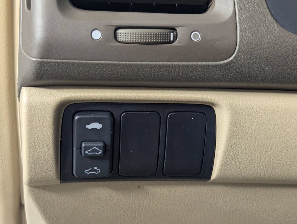 Used 2005 Honda Accord EX-L image 13