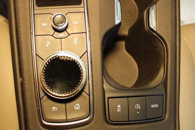 Used 2022 Cadillac XT4 Luxury w/ Driver Awareness Package AWD/4WD image 28