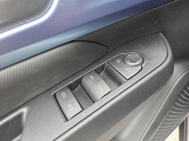 New 2026 Chevrolet Equinox EV LT image 9