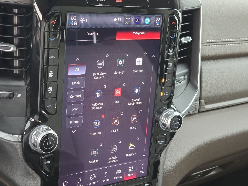 Used 2025 RAM 1500 Laramie image 21