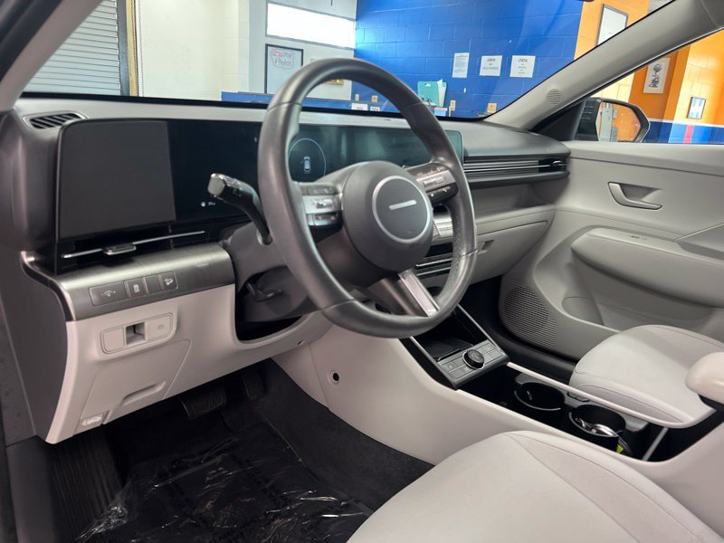 Used 2024 Hyundai Kona SEL w/ Convenience Package AWD/4WD image 17