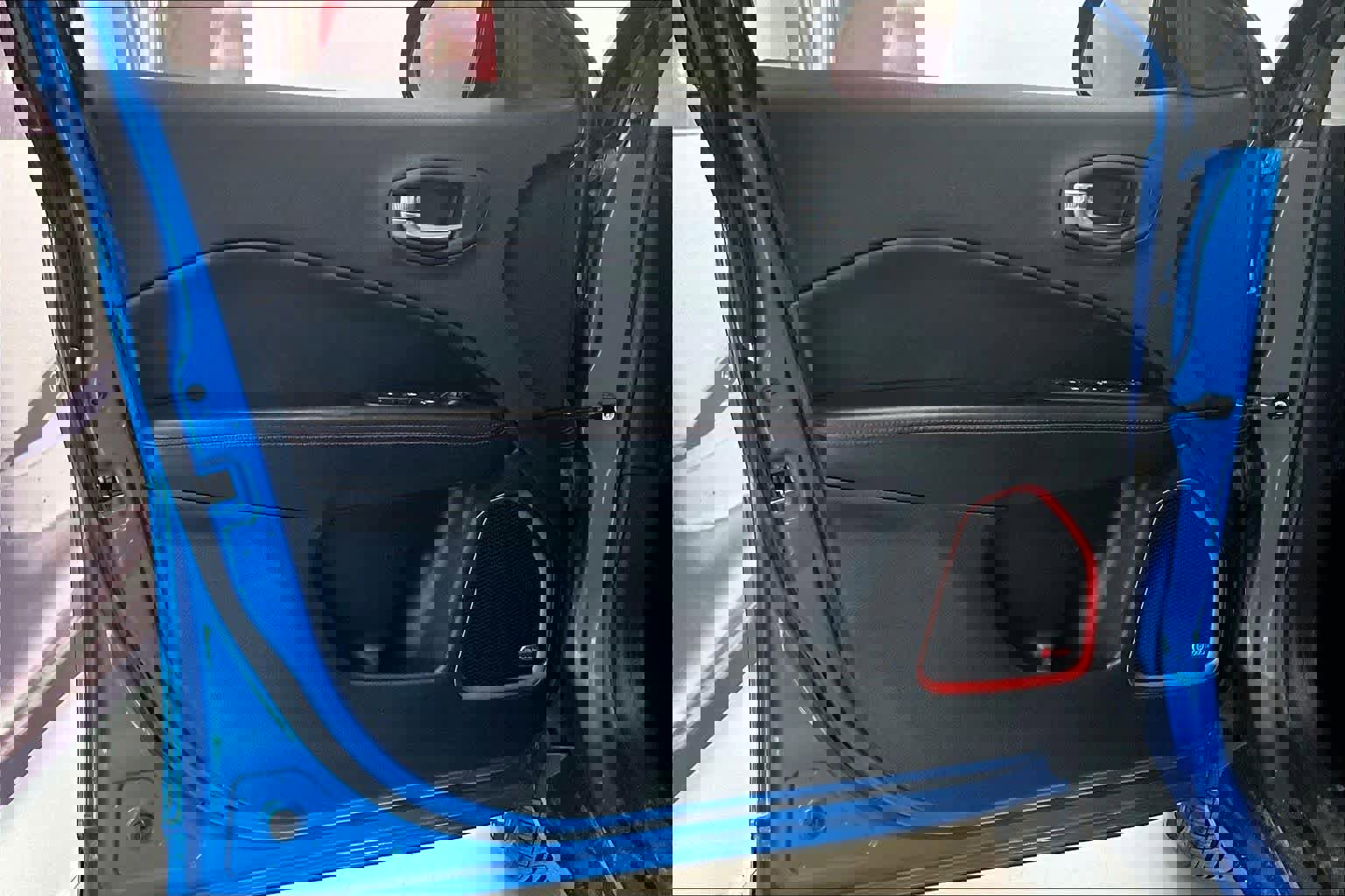 Used 2017 Jeep Compass Trailhawk w/ Leather Interior Group image 25