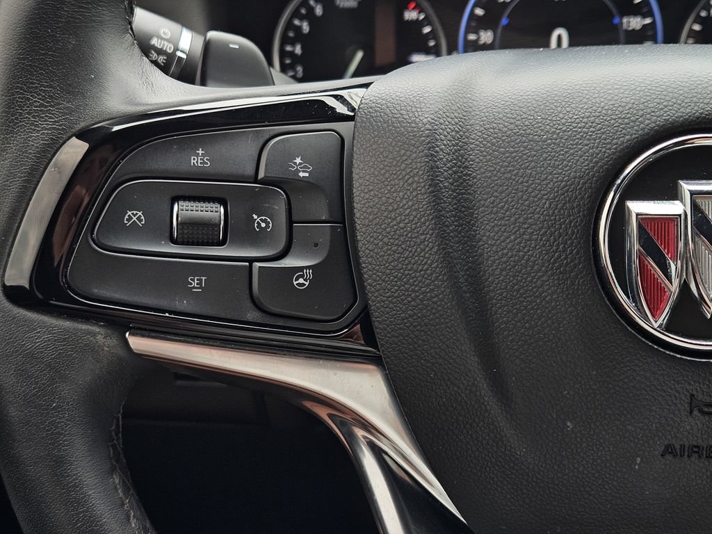 Used 2024 Buick Enclave Avenir w/ Avenir Technology Package AWD/4WD image 29