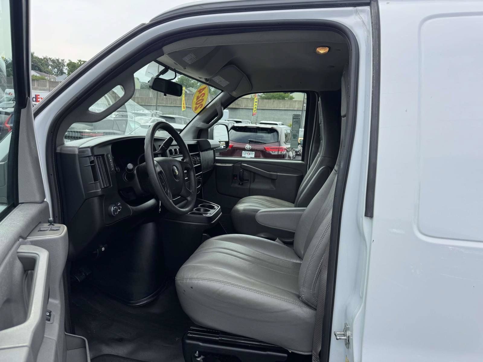 Used 2024 Chevrolet Express 2500 w/ Driver Convenience Package RWD image 20